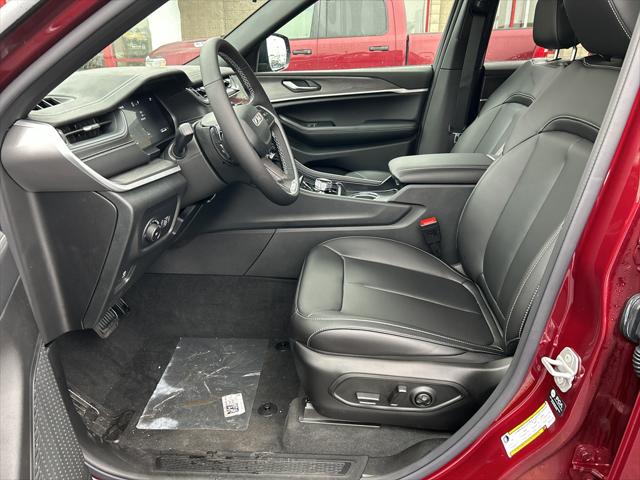 2025 Jeep Grand Cherokee GRAND CHEROKEE LIMITED 4X4 2025 Jeep Grand Cherokee GRAND CHEROKEE LIMITED 4X4