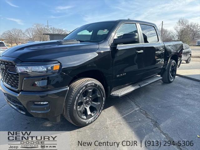 2026 Ram 1500 Express Crew Cab 4x4 5'7" Box