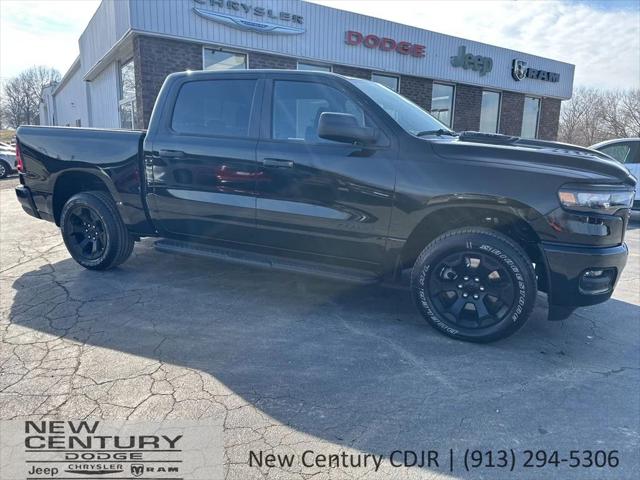 2026 Ram 1500 Express Crew Cab 4x4 5'7" Box