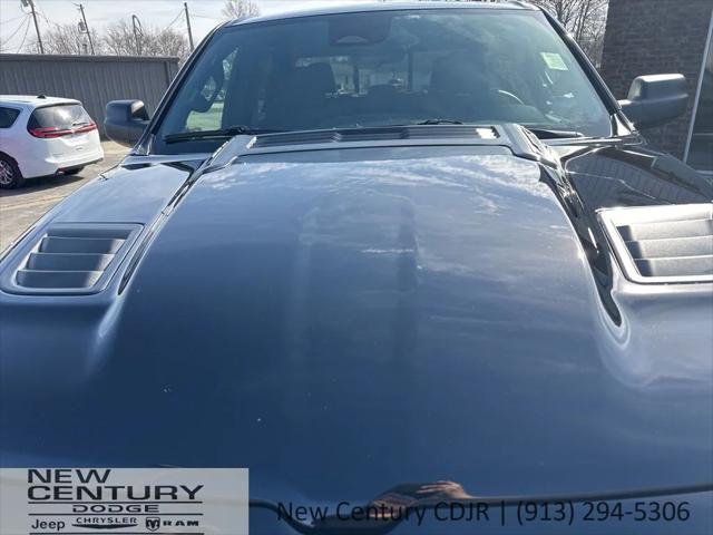 2026 Ram 1500 Express Crew Cab 4x4 5'7" Box