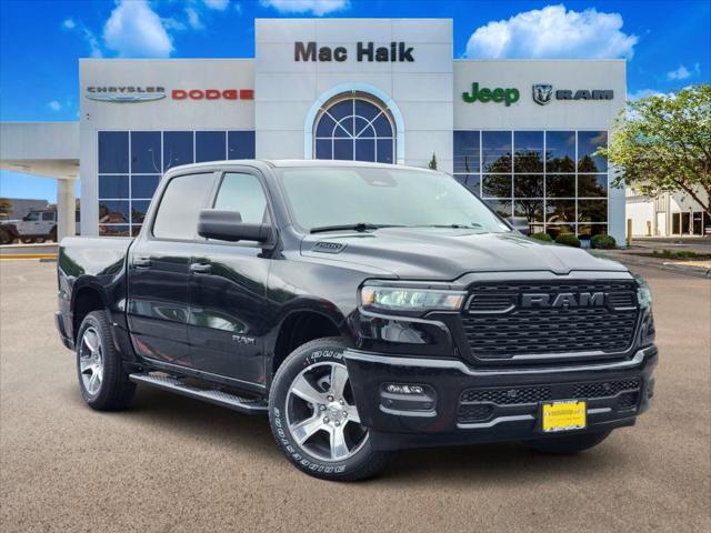 2026 RAM Ram 1500 RAM 1500 EXPRESS CREW CAB 4X2 57 BOX