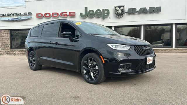 2026 Chrysler Pacifica PACIFICA LIMITED AWD