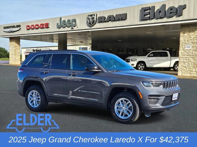 2025 Jeep Grand Cherokee GRAND CHEROKEE LAREDO X 4X4 2025 Jeep Grand Cherokee GRAND CHEROKEE LAREDO X 4X4