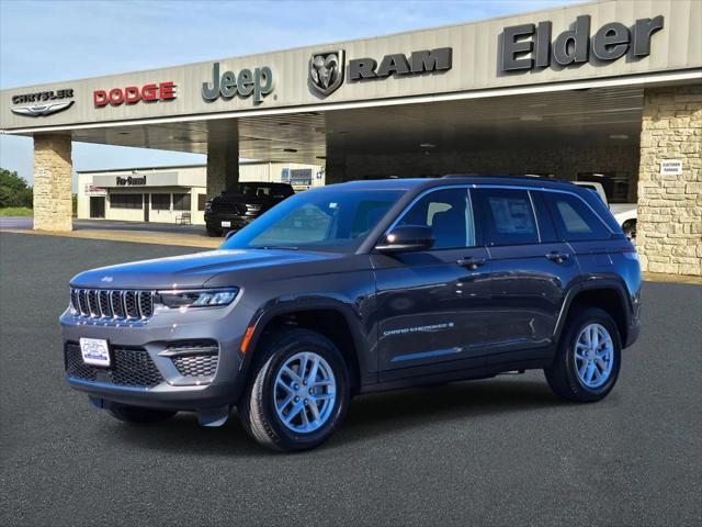 2025 Jeep Grand Cherokee GRAND CHEROKEE LAREDO X 4X4 2025 Jeep Grand Cherokee GRAND CHEROKEE LAREDO X 4X4