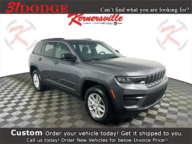 2025 Jeep Grand Cherokee GRAND CHEROKEE LAREDO X 4X4