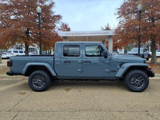 2026 Jeep Gladiator GLADIATOR SPORT S 4X4 2026 Jeep Gladiator GLADIATOR SPORT S 4X4