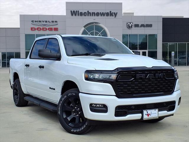 2026 RAM Ram 1500 RAM 1500 EXPRESS CREW CAB 4X4 57 BOX