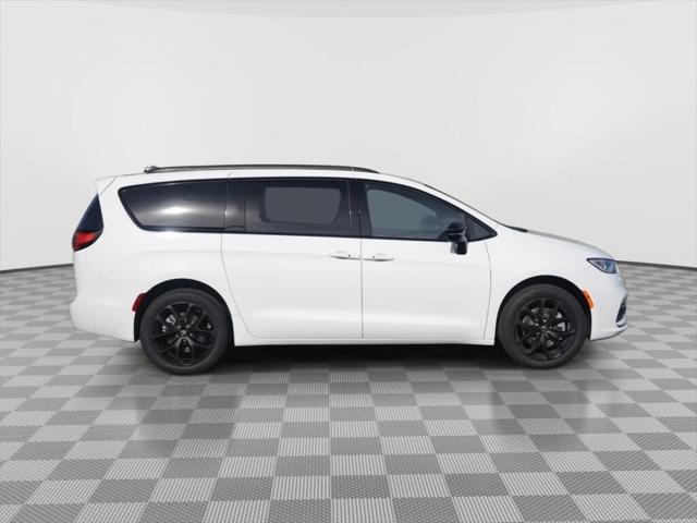 2026 Chrysler Pacifica PACIFICA LIMITED AWD