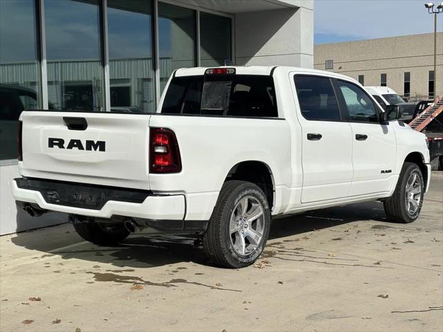 2026 RAM Ram 1500 RAM 1500 EXPRESS CREW CAB 4X2 57 BOX