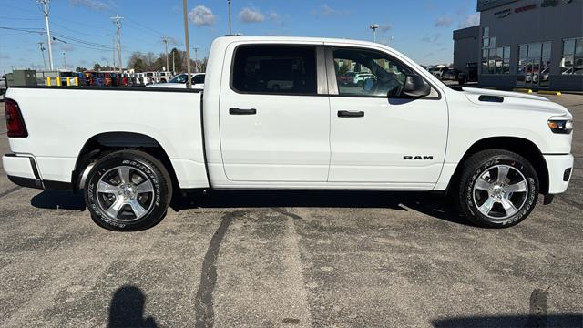 2025 RAM 1500 Tradesman Crew Cab 4x4 57 Box 2025 RAM 1500 Tradesman Crew Cab 4x4 57 Box