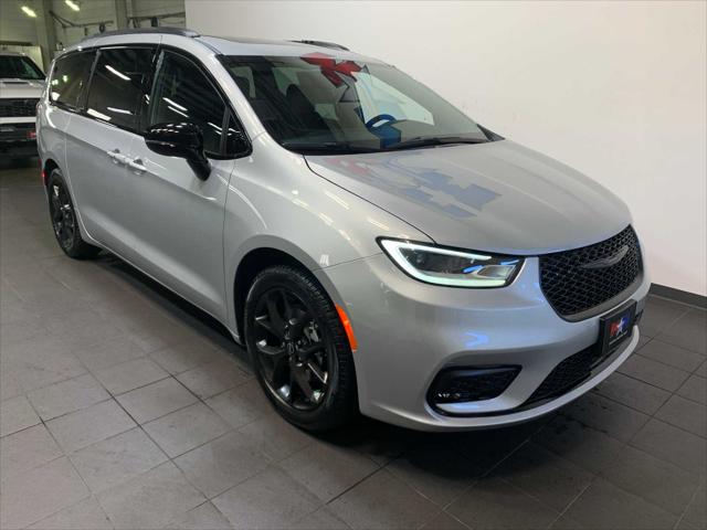 2026 Chrysler Pacifica PACIFICA LIMITED