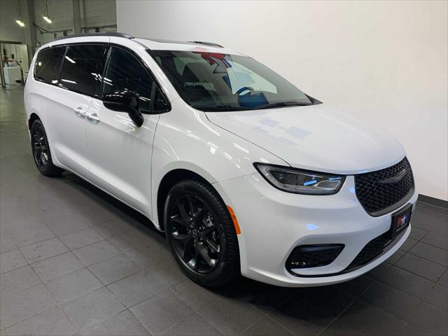 2026 Chrysler Pacifica PACIFICA LIMITED