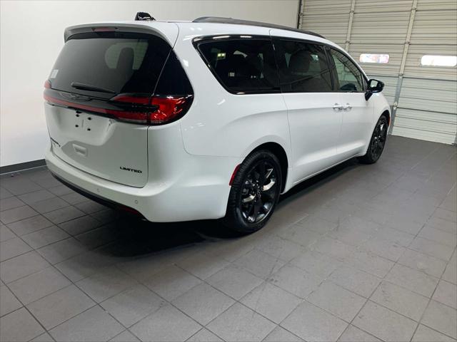 2026 Chrysler Pacifica PACIFICA LIMITED