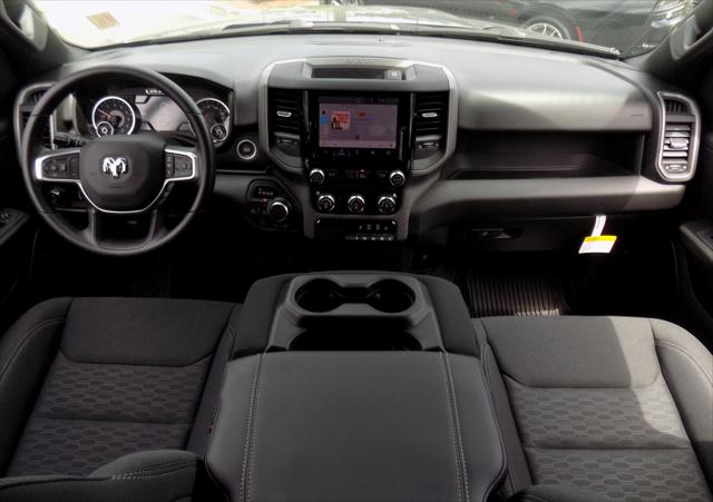 2026 Ram 1500 Warlock Crew Cab 4x4 5'7" Box