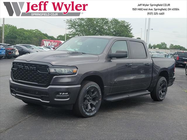2026 RAM Ram 1500 RAM 1500 EXPRESS CREW CAB 4X4 57 BOX