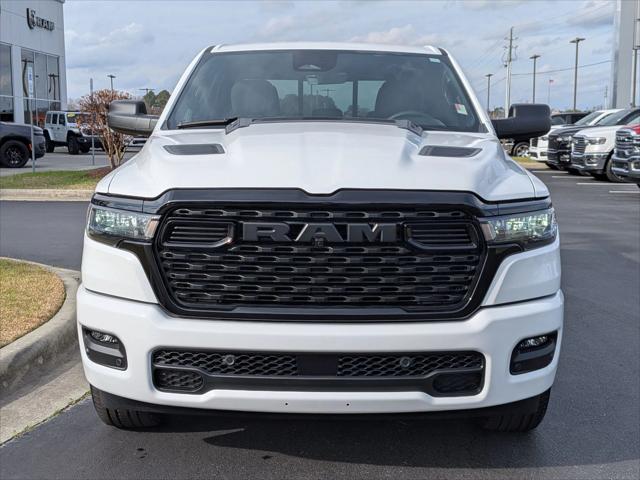 2026 RAM Ram 1500 RAM 1500 EXPRESS CREW CAB 4X4 57 BOX