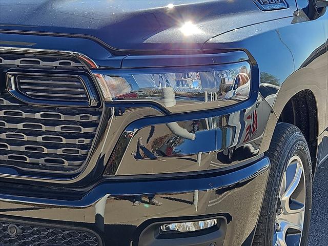 2025 RAM Ram 1500 RAM 1500 TRADESMAN CREW CAB 4X2 57 BOX