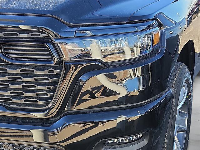 2025 RAM Ram 1500 RAM 1500 TRADESMAN CREW CAB 4X2 57 BOX 2025 RAM Ram 1500 RAM 1500 TRADESMAN CREW CAB 4X2 57 BOX