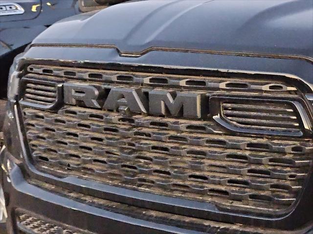 2025 RAM Ram 1500 RAM 1500 TRADESMAN CREW CAB 4X2 57 BOX 2025 RAM Ram 1500 RAM 1500 TRADESMAN CREW CAB 4X2 57 BOX