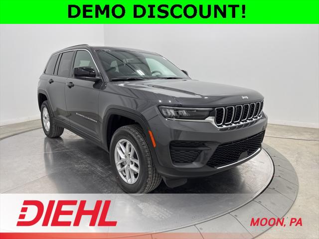 2025 Jeep Grand Cherokee GRAND CHEROKEE LAREDO X 4X4