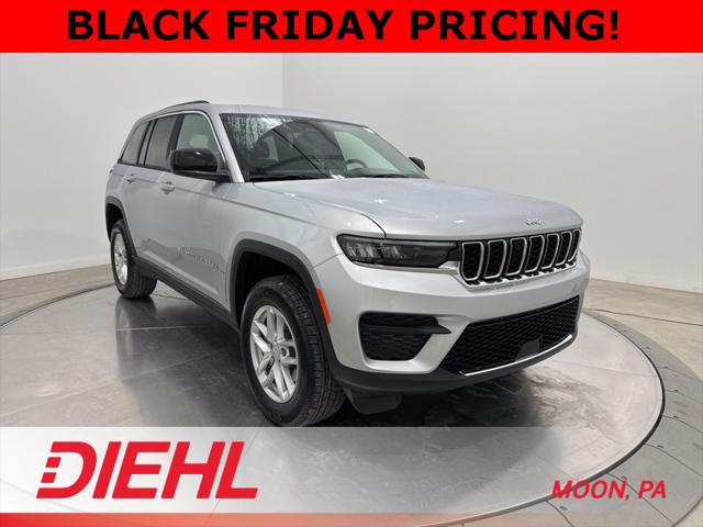 2025 Jeep Grand Cherokee GRAND CHEROKEE LAREDO X 4X4