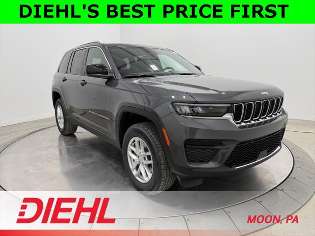 2025 Jeep Grand Cherokee GRAND CHEROKEE LAREDO X 4X4