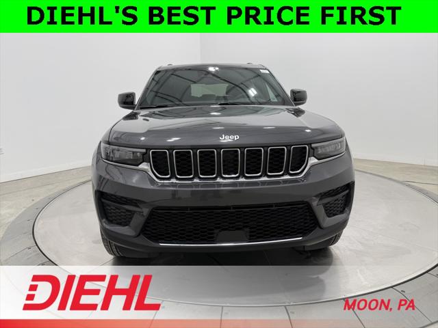 2025 Jeep Grand Cherokee GRAND CHEROKEE LAREDO X 4X4