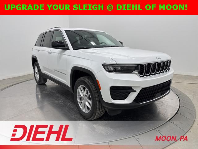 2025 Jeep Grand Cherokee GRAND CHEROKEE LAREDO X 4X4