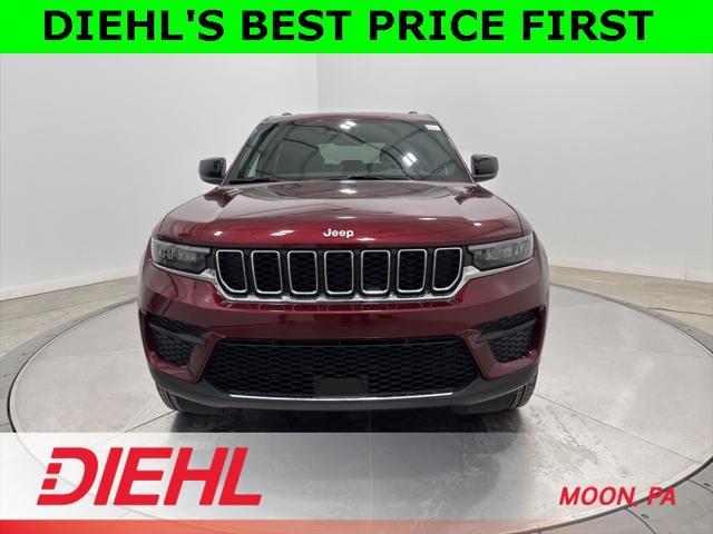 2025 Jeep Grand Cherokee GRAND CHEROKEE LAREDO X 4X4