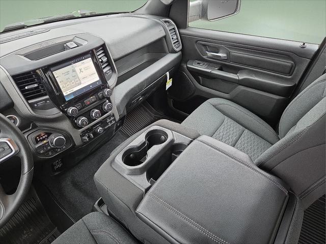 2026 Ram 1500 Warlock Crew Cab 4x4 5'7" Box
