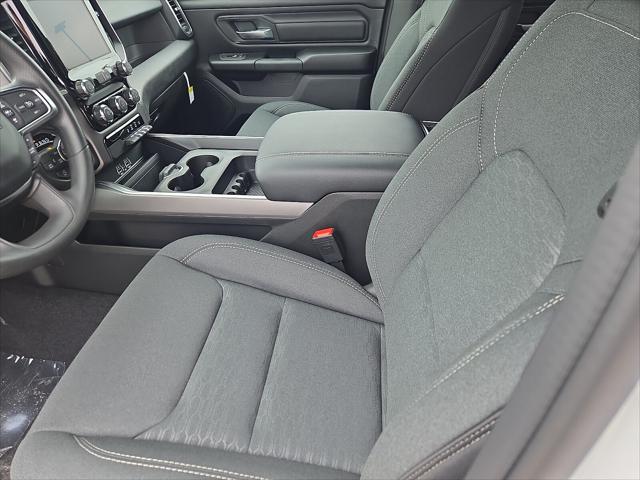 2026 Ram 1500 Express Crew Cab 4x4 5'7" Box