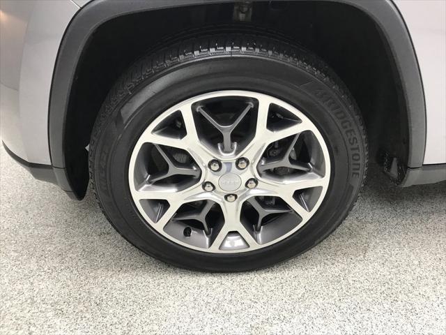 2021 Jeep Grand Cherokee Limited 4x4 2021 Jeep Grand Cherokee Limited 4x4