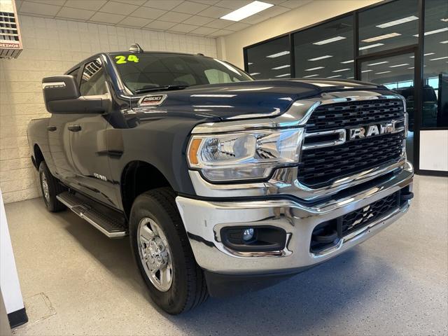 2024 RAM 2500 Big Horn Crew Cab 4x4 64 Box 2024 RAM 2500 Big Horn Crew Cab 4x4 64 Box