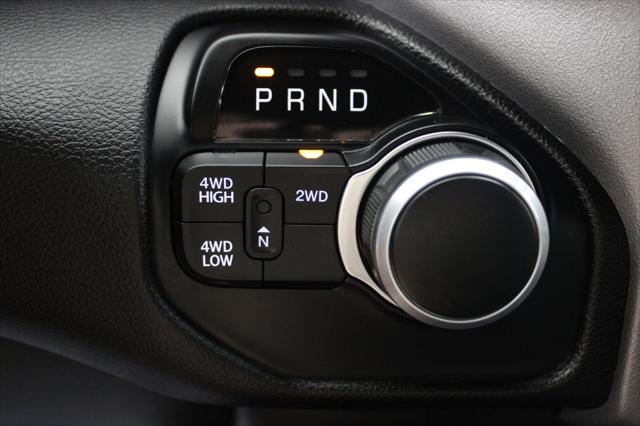 2024 RAM 2500 Big Horn Crew Cab 4x4 64 Box 2024 RAM 2500 Big Horn Crew Cab 4x4 64 Box