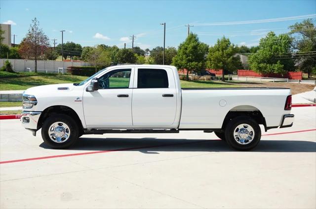 2025 RAM 2500 Tradesman Crew Cab 4x4 8 Box