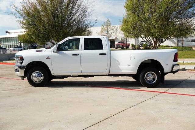 2025 RAM 3500 Tradesman Crew Cab 4x4 8 Box 2025 RAM 3500 Tradesman Crew Cab 4x4 8 Box