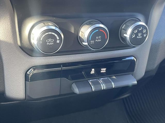 2022 RAM 1500 Big Horn Quad Cab 4x2 64 Box