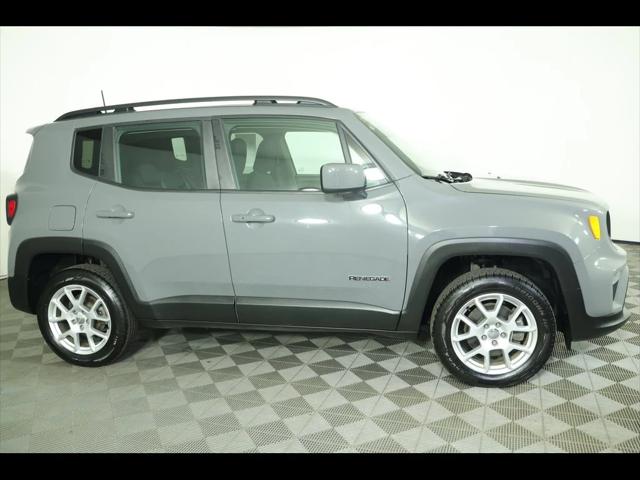 2021 Jeep Renegade Latitude 4X4 2021 Jeep Renegade Latitude 4X4