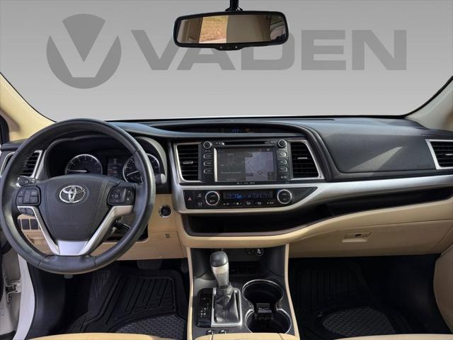 2016 Toyota Highlander XLE V6
