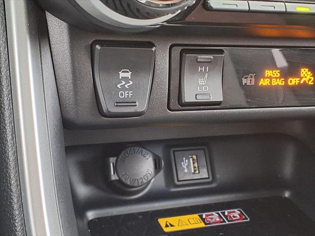2023 Toyota RAV4 XSE - Photo 16