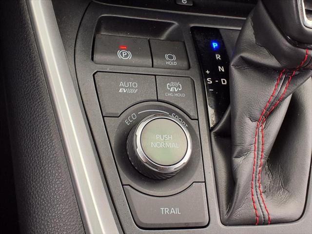 2023 Toyota RAV4 XSE - Photo 17