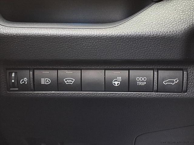 2023 Toyota RAV4 XSE - Photo 18