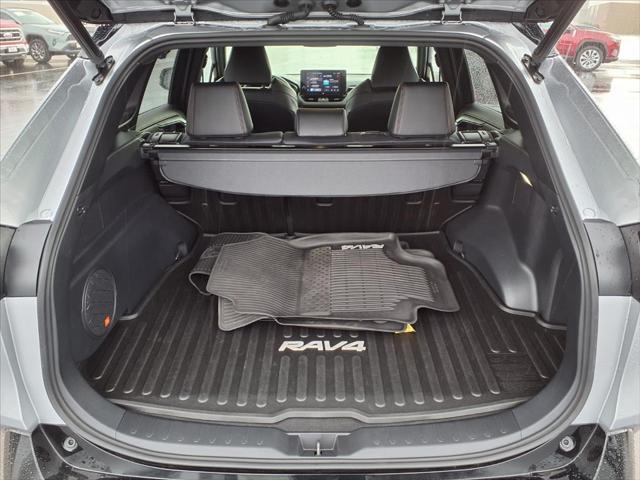 2023 Toyota RAV4 XSE - Photo 19