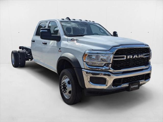 2024 RAM Ram 5500 Chassis Cab RAM 5500 TRADESMAN CHASSIS CREW CAB 4X4 84 CA 2024 RAM Ram 5500 Chassis Cab RAM 5500 TRADESMAN CHASSIS CREW CAB 4X4 84 CA