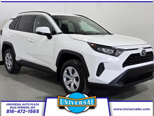 2021 Toyota RAV4 LE 2021 Toyota RAV4 LE