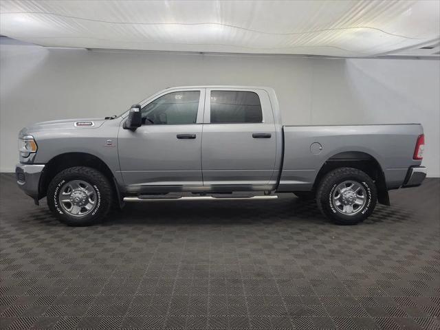 2024 RAM 3500 Tradesman Crew Cab 4x4 64 Box 2024 RAM 3500 Tradesman Crew Cab 4x4 64 Box