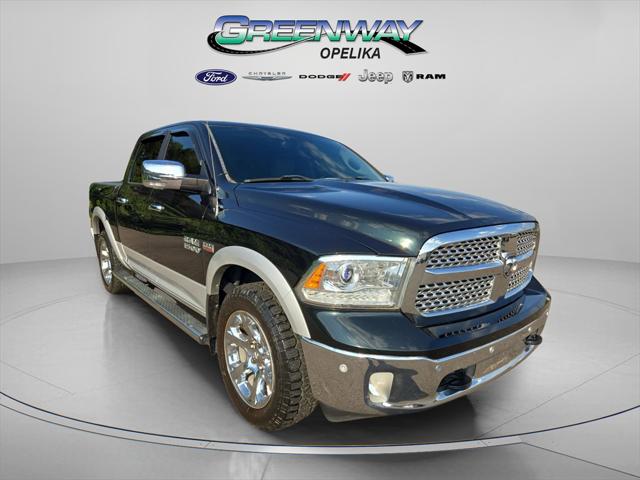 2017 RAM 1500 Laramie Crew Cab 4x4 57 Box