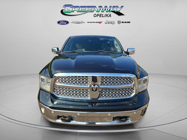 2017 RAM 1500 Laramie Crew Cab 4x4 57 Box