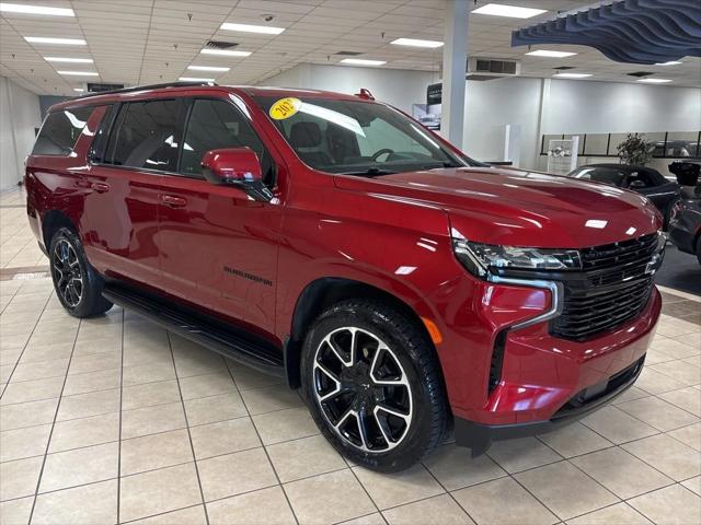 2023 Chevrolet Suburban 4WD RST