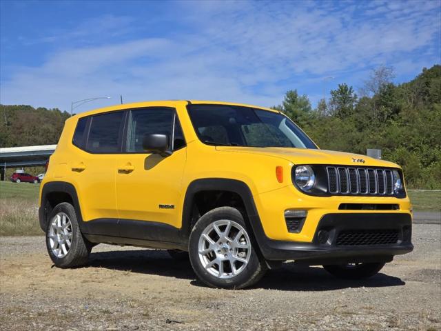 2023 Jeep Renegade Latitude 4x4 2023 Jeep Renegade Latitude 4x4